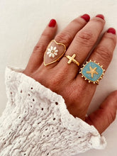 Load image into Gallery viewer, EASTON - Vintage stainless steel waterproof flower bohemian women's adjustable ring