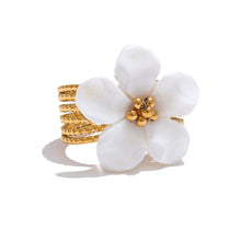 Load image into Gallery viewer, Elevate your style with this thicker natural shell flower open ring, crafted from durable stainless steel with a radiant gold color finish. Featuring a bold yet elegant flower design made from natural shell, this exquisite ring adds a touch of sophistication to any look. Its open, adjustable design ensures a comfortable fit, making it a stylish and waterproof accessory for any occasion. A perfect blend of fashion and elegance!
