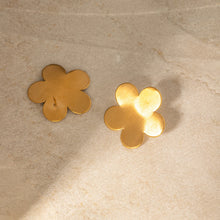 Load image into Gallery viewer, These Italian vintage-inspired flower stud earrings feature a frosted, brushed finish for a subtle yet elegant texture. Crafted from waterproof stainless steel, they offer lasting durability and timeless charm. Perfect as a thoughtful gift or a stylish accessory, these earrings add a touch of classic sophistication to any outfit, making them a versatile choice for women who appreciate refined, vintage-inspired jewelry.