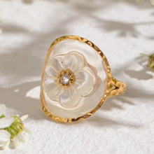Load image into Gallery viewer, Gold Plated Stainless Steel Oval Resin Flower Stainless Steel Open Ring
