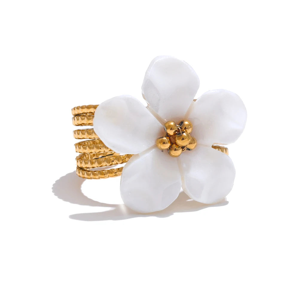 Elevate your style with this thicker natural shell flower open ring, crafted from durable stainless steel with a radiant gold color finish. Featuring a bold yet elegant flower design made from natural shell, this exquisite ring adds a touch of sophistication to any look. Its open, adjustable design ensures a comfortable fit, making it a stylish and waterproof accessory for any occasion. A perfect blend of fashion and elegance!