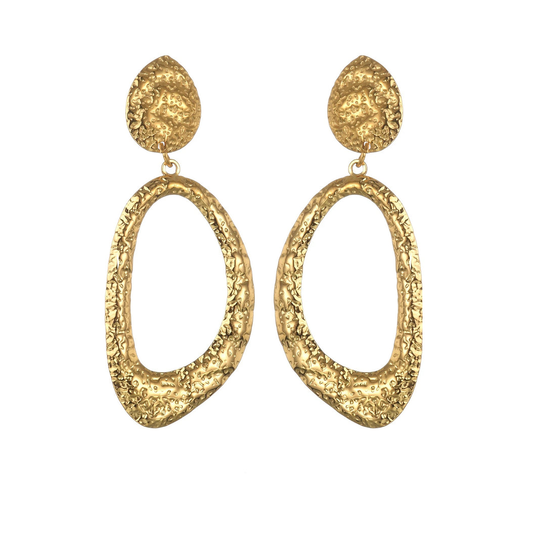 Embrace timeless elegance with these French retro-inspired earrings, featuring irregular oval pendants gracefully hanging from small hammered circles. Crafted from high-quality stainless steel, their unique design exudes romance and sophistication. Perfect for weddings, special occasions, or everyday charm, these earrings make a stylish and thoughtful gift.