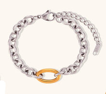 Load image into Gallery viewer, Make a bold statement with this cool 8mm thick stitching O-chain necklace, featuring a stunning silver color with a contrasting gold paperclip buckle for a modern edge. Crafted from premium stainless steel, this durable and sleek piece adds a touch of sophistication to any outfit. Perfect for layering or wearing solo, it&#39;s a versatile accessory for both casual and dressy occasions. A must-have addition to any jewelry collection!
