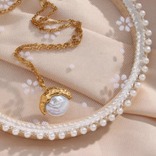 Load image into Gallery viewer, This elegant semi-baroque freshwater-wave pearl pendant necklace is made out of 18K gold plated stainless steel. It can be combined with an elegant dinning or celebration outfit and it can be a perfect gift for a special one.
