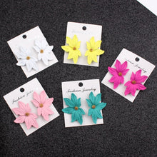 Load image into Gallery viewer, New Korean Style Spray Paint Big Flower Stud Earrings For Women Fashion Summer Elegant Sweet Jewelry Accessories Brincos
