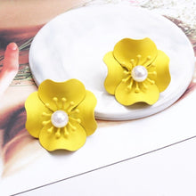 Load image into Gallery viewer, New Korean Style Spray Paint Big Flower Stud Earrings For Women Fashion Summer Elegant Sweet Jewelry Accessories Brincos
