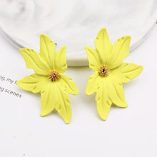 Load image into Gallery viewer, New Korean Style Spray Paint Big Flower Stud Earrings For Women Fashion Summer Elegant Sweet Jewelry Accessories Brincos
